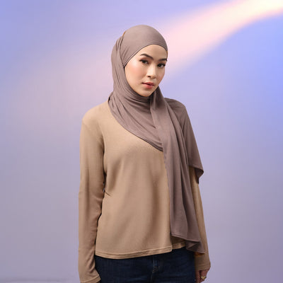 Meccanism Lily Pashmina Instan – Spandex Rayon Cooltech Airflow, Bahan Adem & Lentur Hijab Kaos Premium