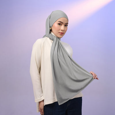 Meccanism Lily Pashmina Instan – Spandex Rayon Cooltech Airflow, Bahan Adem & Lentur Hijab Kaos Premium