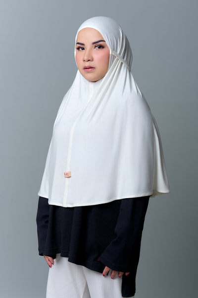 [Anniversary Sale] MECCANISM - QANA BROKEN WHITE HIJAB INSTAN BERGO