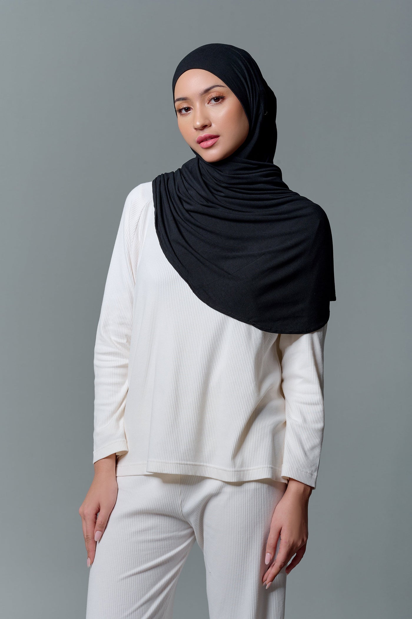 [Year End Sale] Meccanism - Queenza Spandex Pashmina Instan